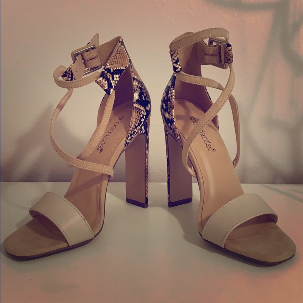 Snake skin designed heeled sandals